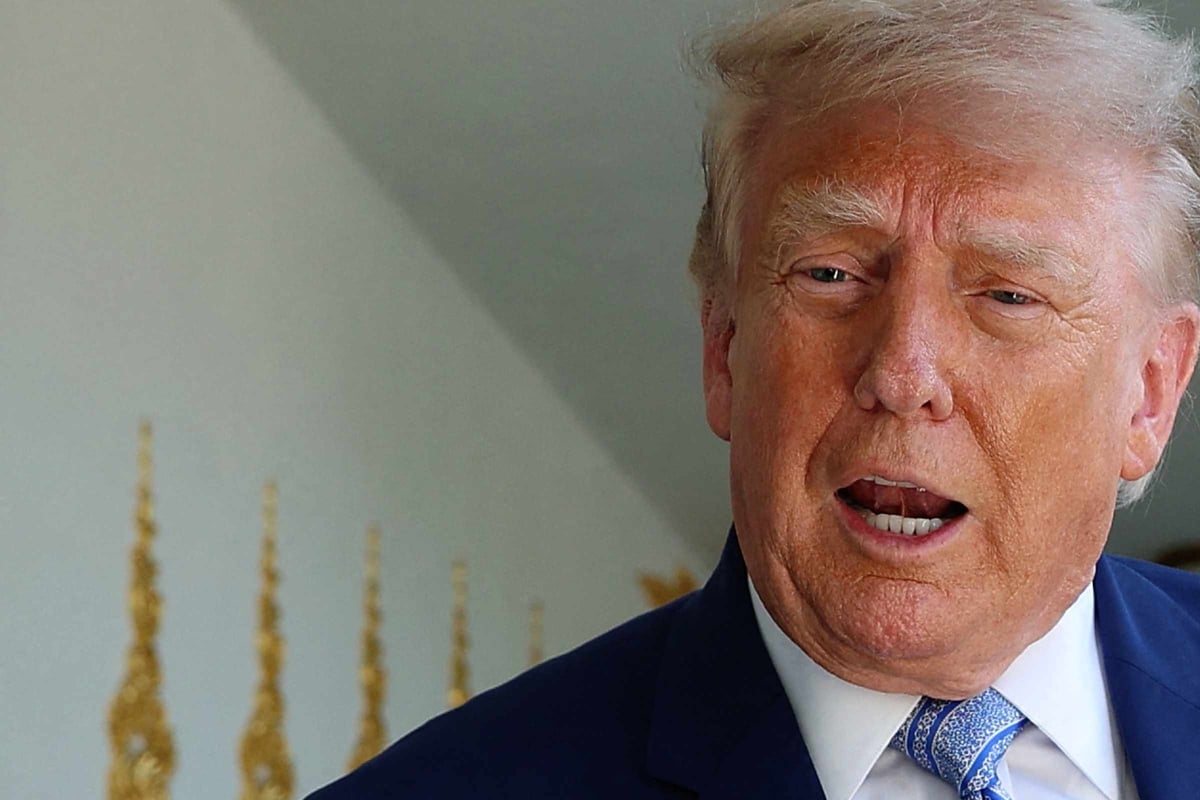 Trump warns EU will pay "very big price" for $1 billion Google fine