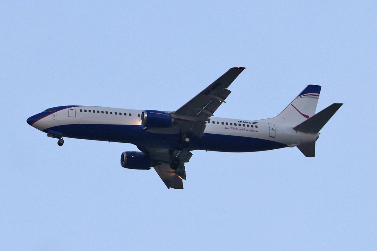 Iraq pleads US for sanctions pass amid sweeping "problems"
