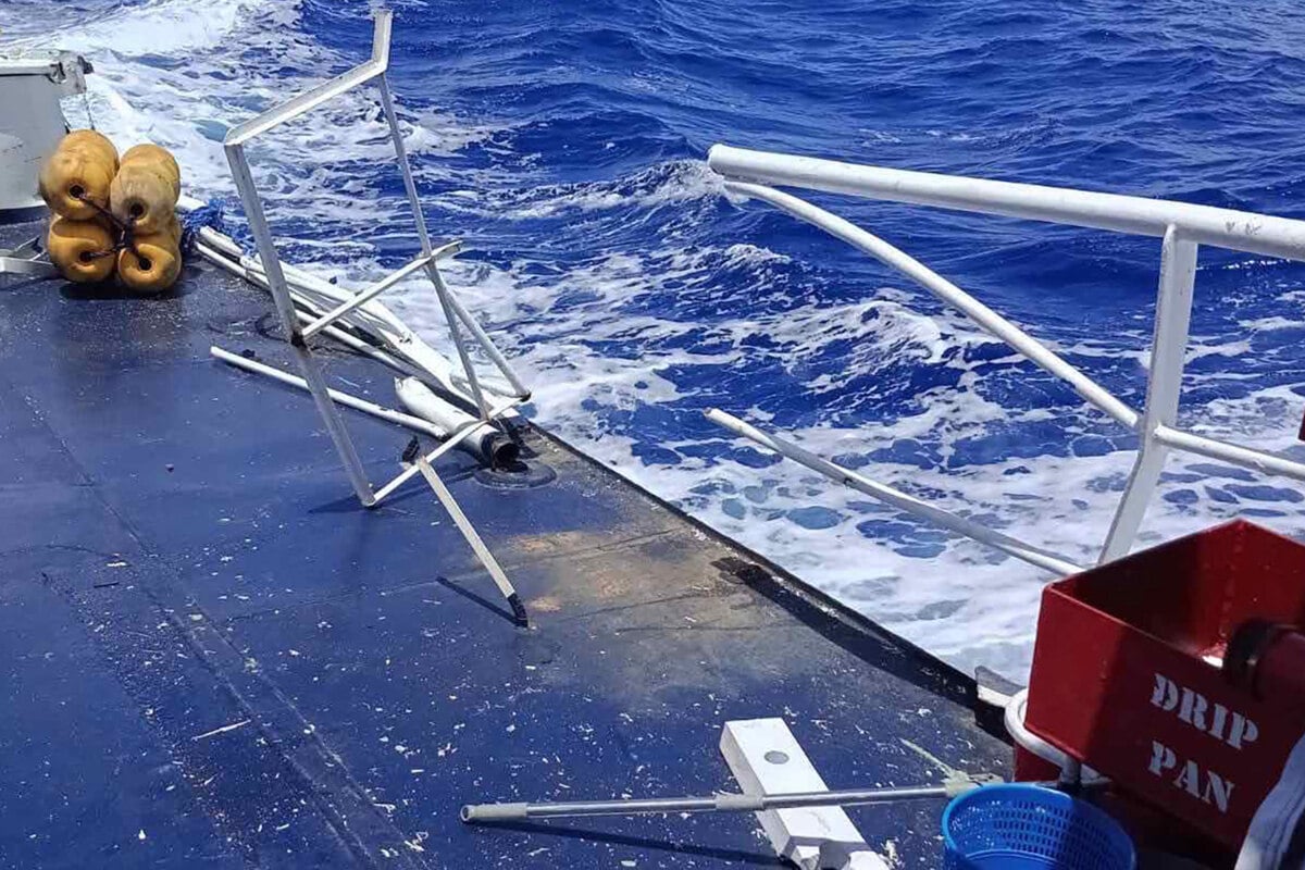 Philippines says Chinese ship "rammed" government vessel in South China Sea