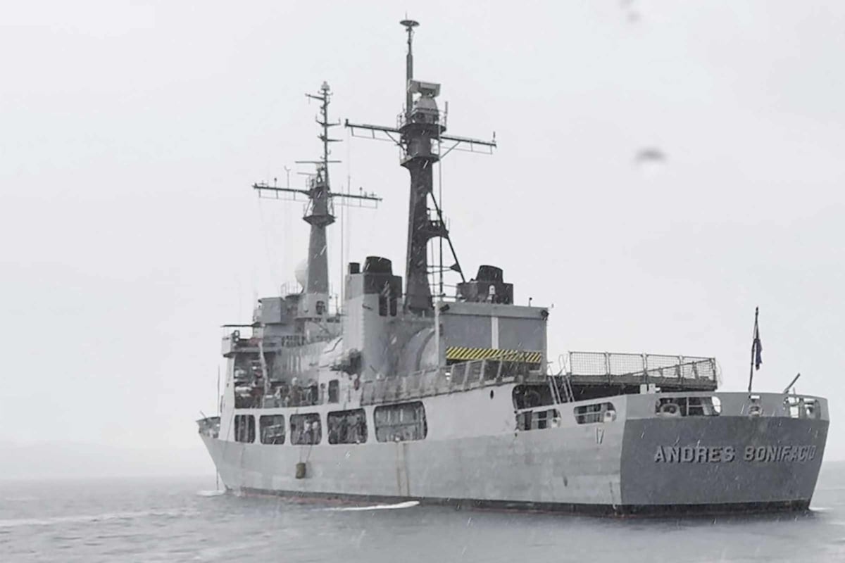 US to build Philippines boat repair facilities close to disputed South China Sea territory