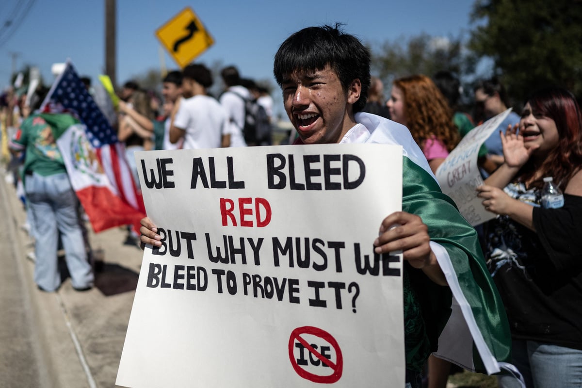 Texas students stage protest after ICE shooting of Austin DoorDash driver: "We want peace"