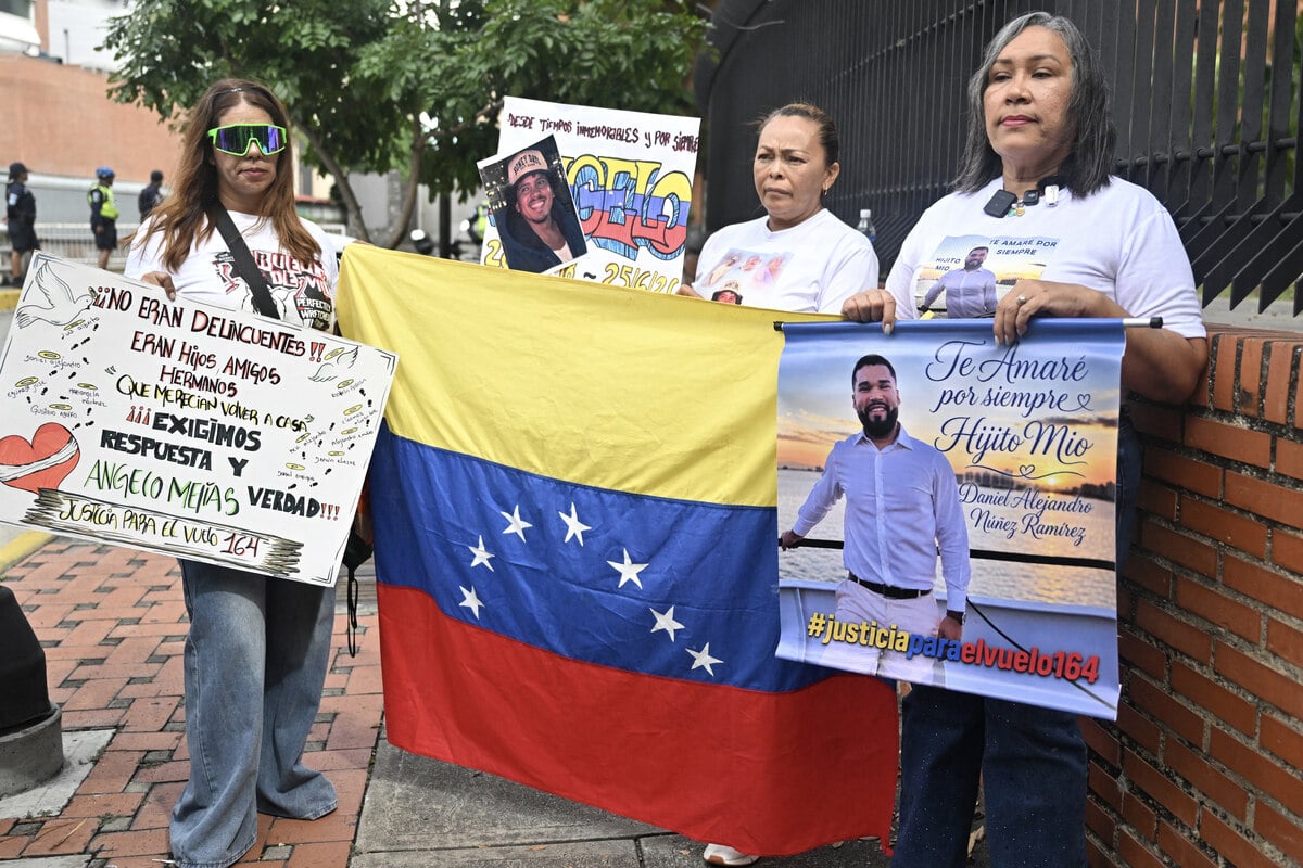 Families of Venezuelans deported from US who died in earthquakes demand apology and accountability