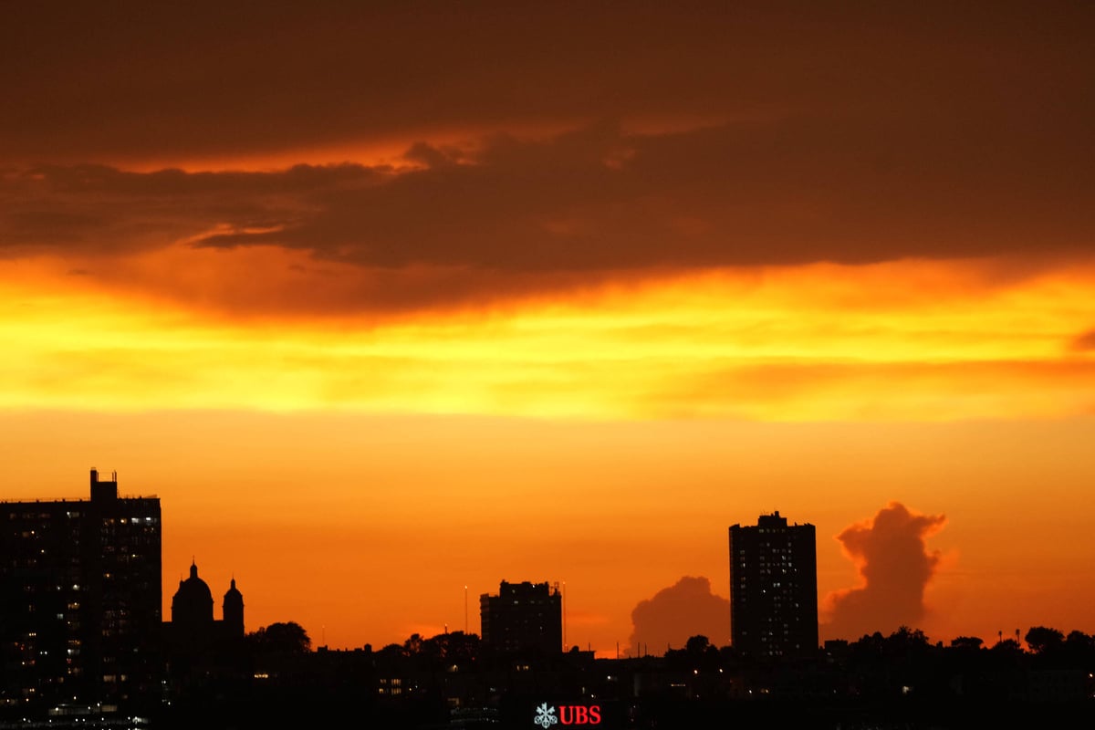 New Jersey reports more than a dozen deaths in "extreme and dangerous" heat wave