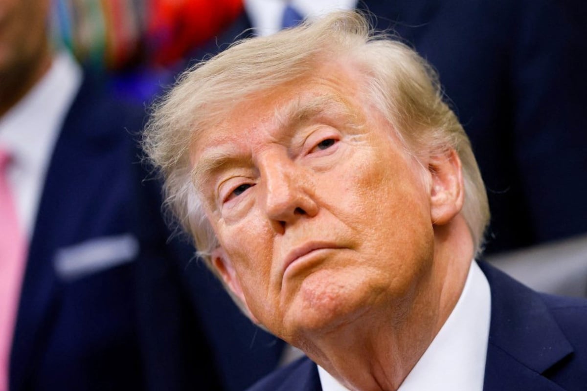 Trump considers controversial new policy on passports for US-born children