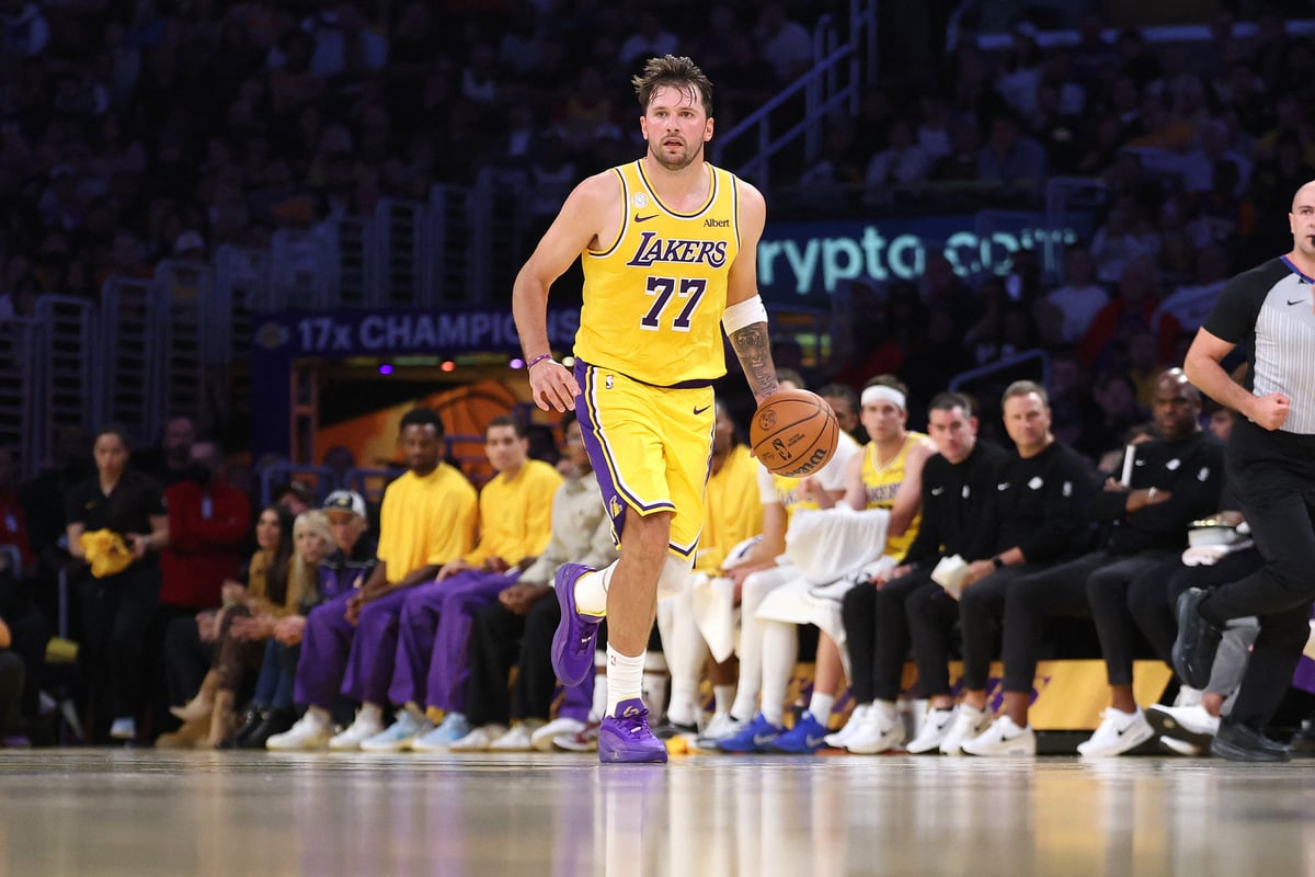 NBA season openers continue as Luka's Lakers rout Warriors, T'Wolves beat Heat