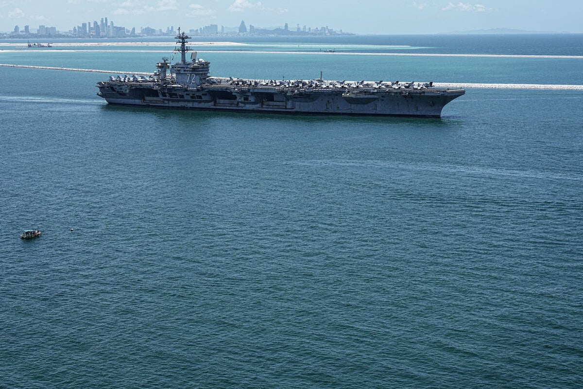 USS Abraham Lincoln departs Thailand after first port call in months