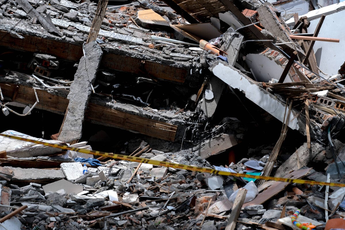 Colombia earthquake death toll reaches stunning new height as search enters "final phase"