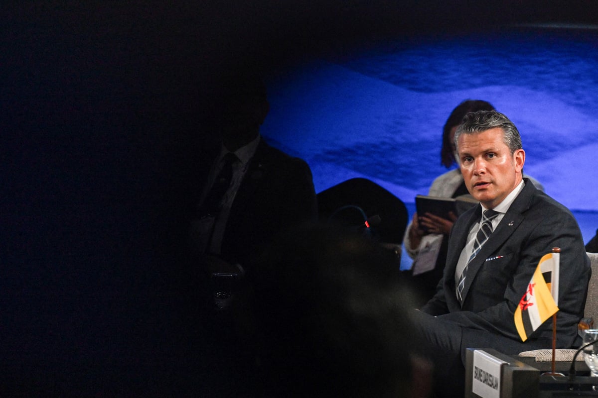 Hegseth proposes "ambitious" US-ASEAN defense framework at Philippine summit amid rising China tensions