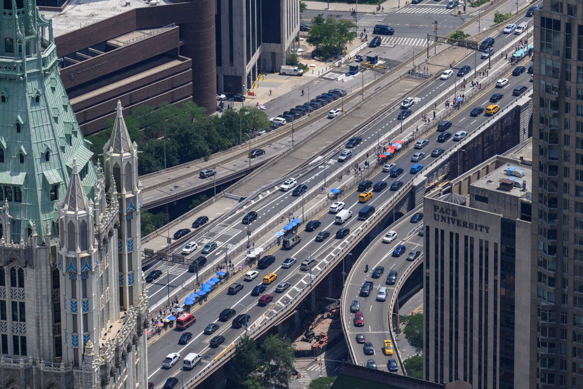 New York City reverses course on controversial driver congestion charge