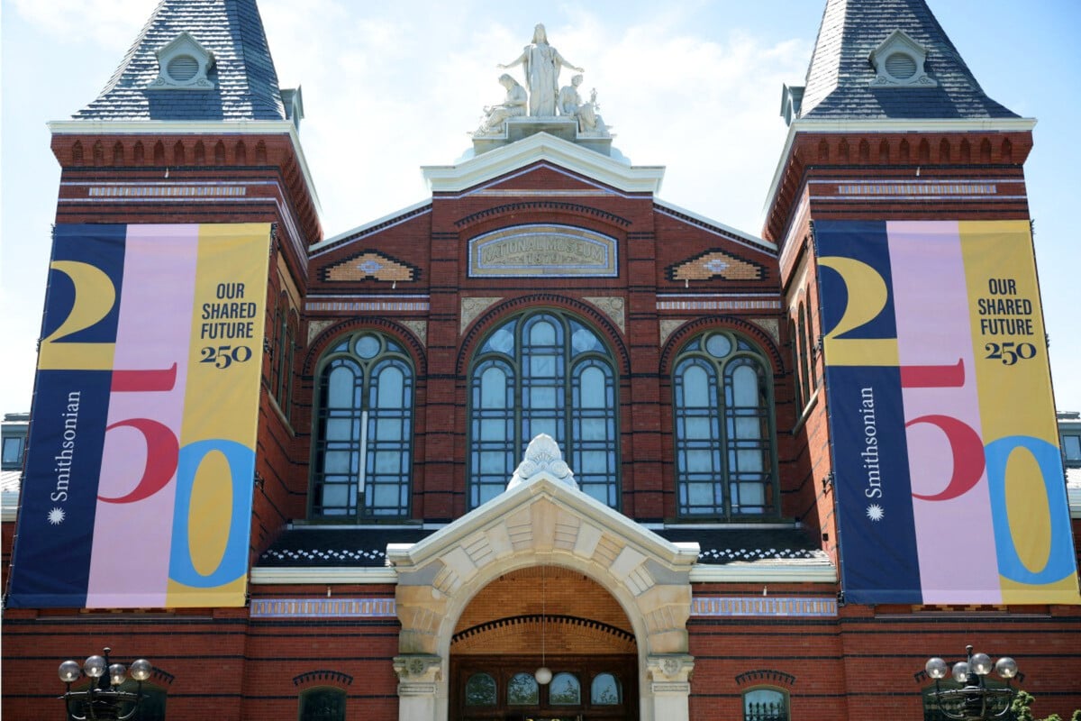 Trump White House claims Smithsonian Museum of American History is run by "people who don't want you to love your country"