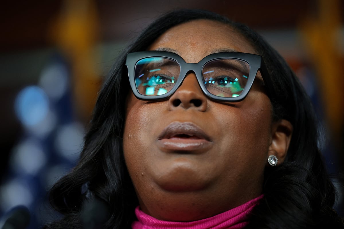 LaMonica McIver indicted for "forcibly impeding" officers at Newark immigration detention center