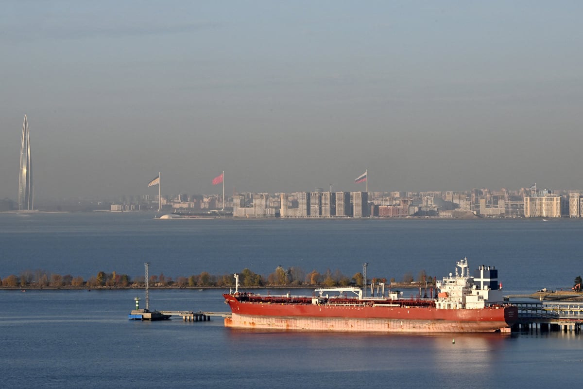 Tanker with Russian diesel heads to US after Trump's controversial deal with Moscow
