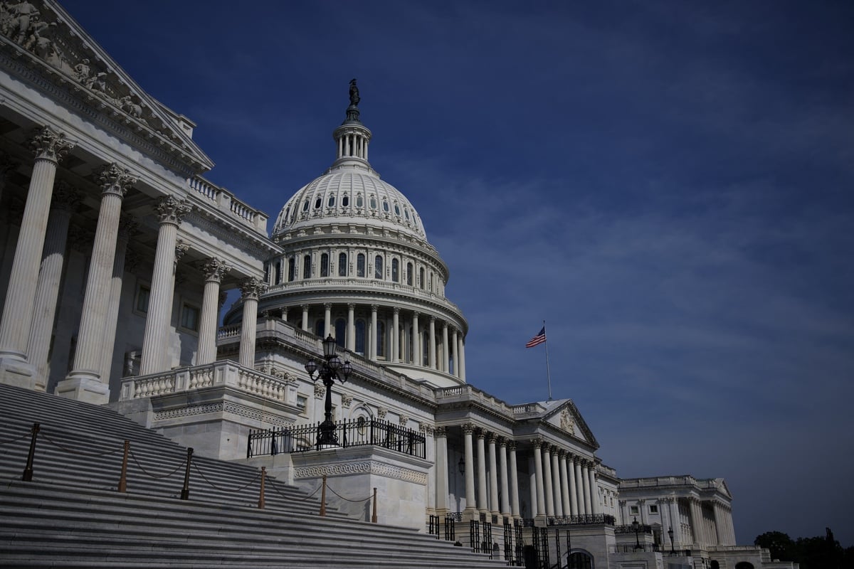 Congress passes sweeping Russia sanctions bill hailed by Ukraine's Zelensky