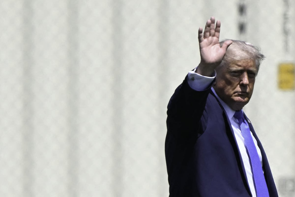 Trump's sale of access to Truth Social sparks accusations of "corruption"