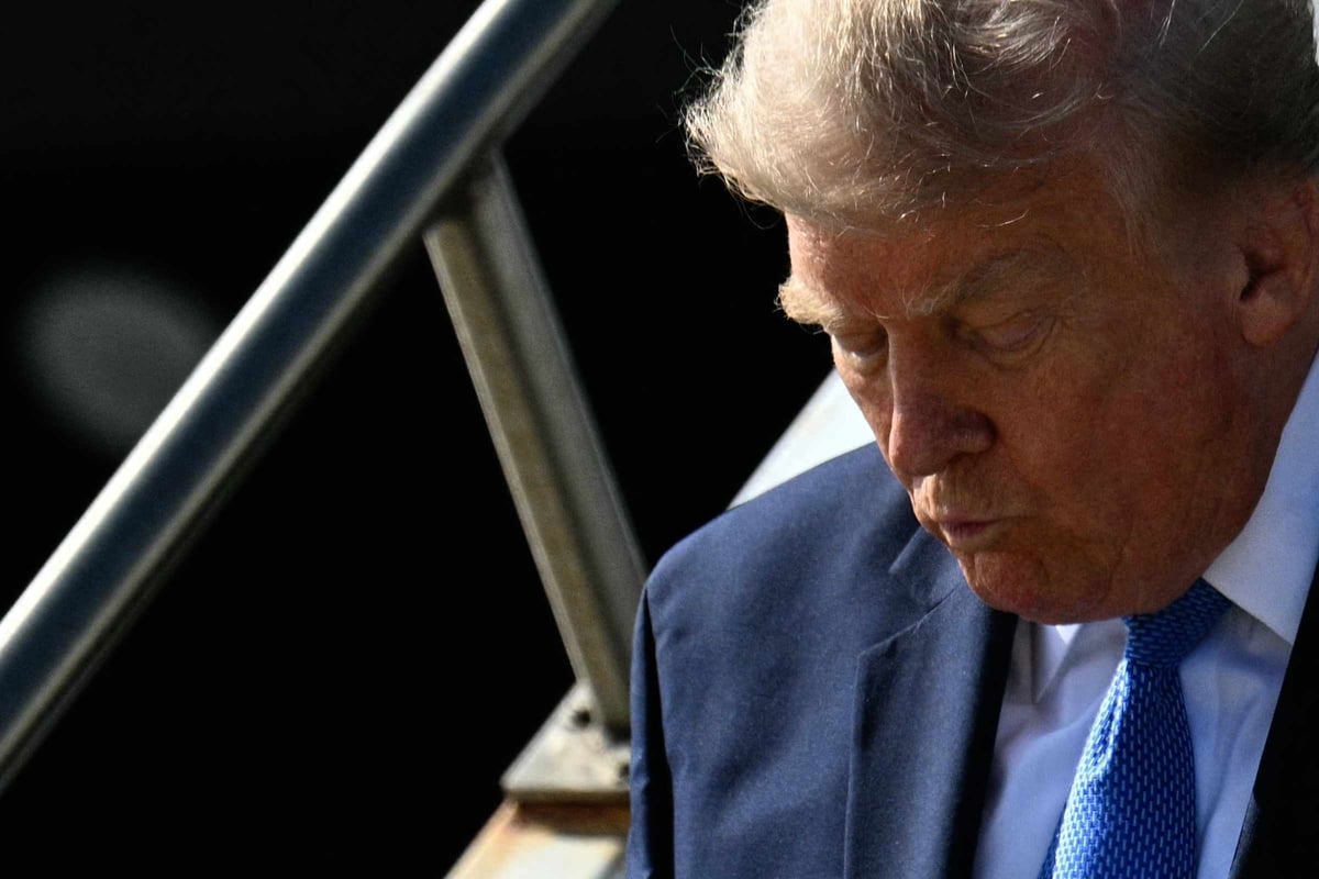 Armed man arrested at Trump's LA golf course right before president's visit – identity revealed