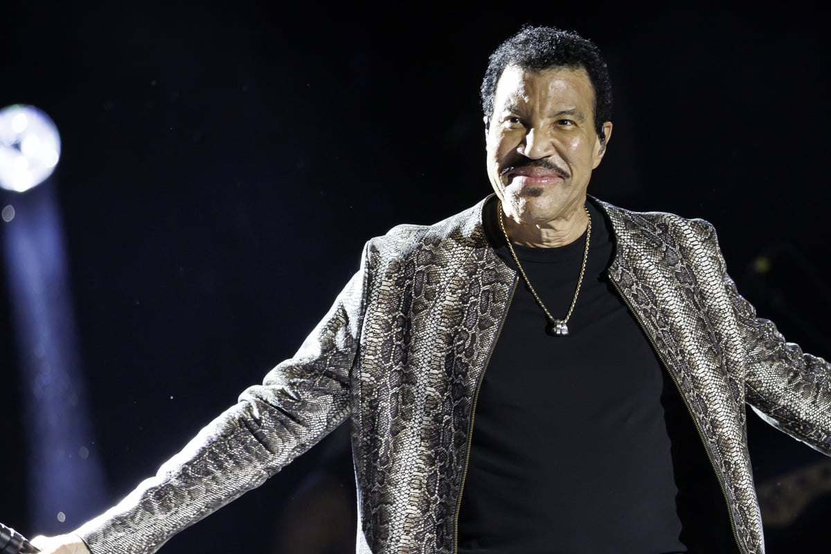Lionel Richie abruptly ends concert after suffering on-stage health scare