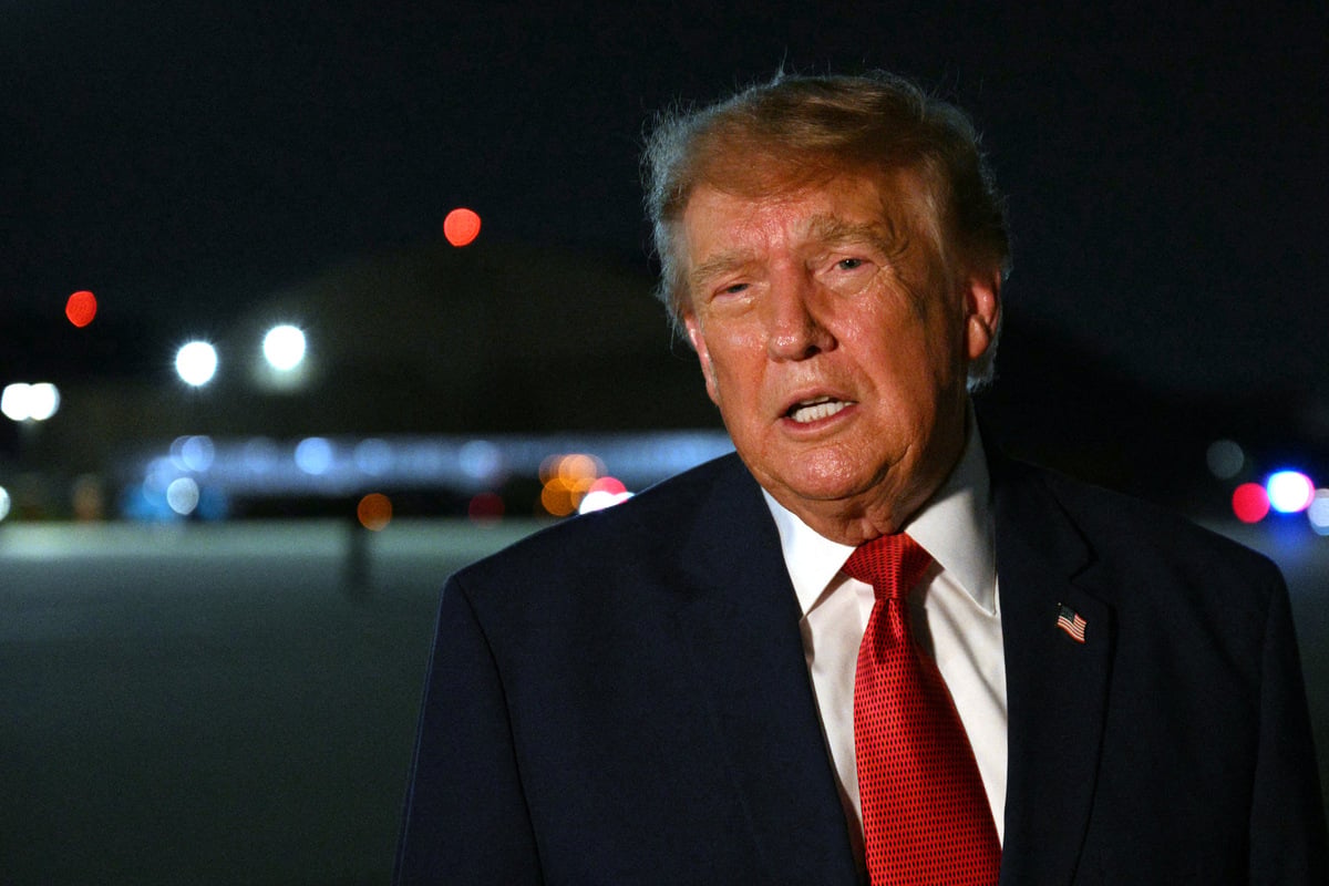 Trump makes bizarre steam-based demand of the military