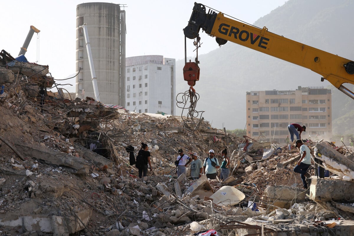 Venezuela earthquake death toll continues to rise, surpassing 6,400