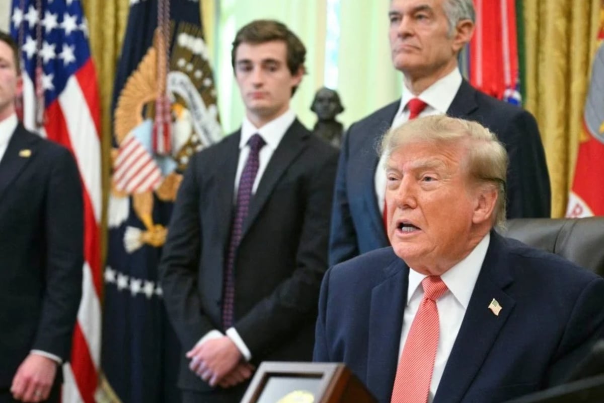 Trump awards MAGA YouTuber Nick Shirley with big check as part of new whistleblower program