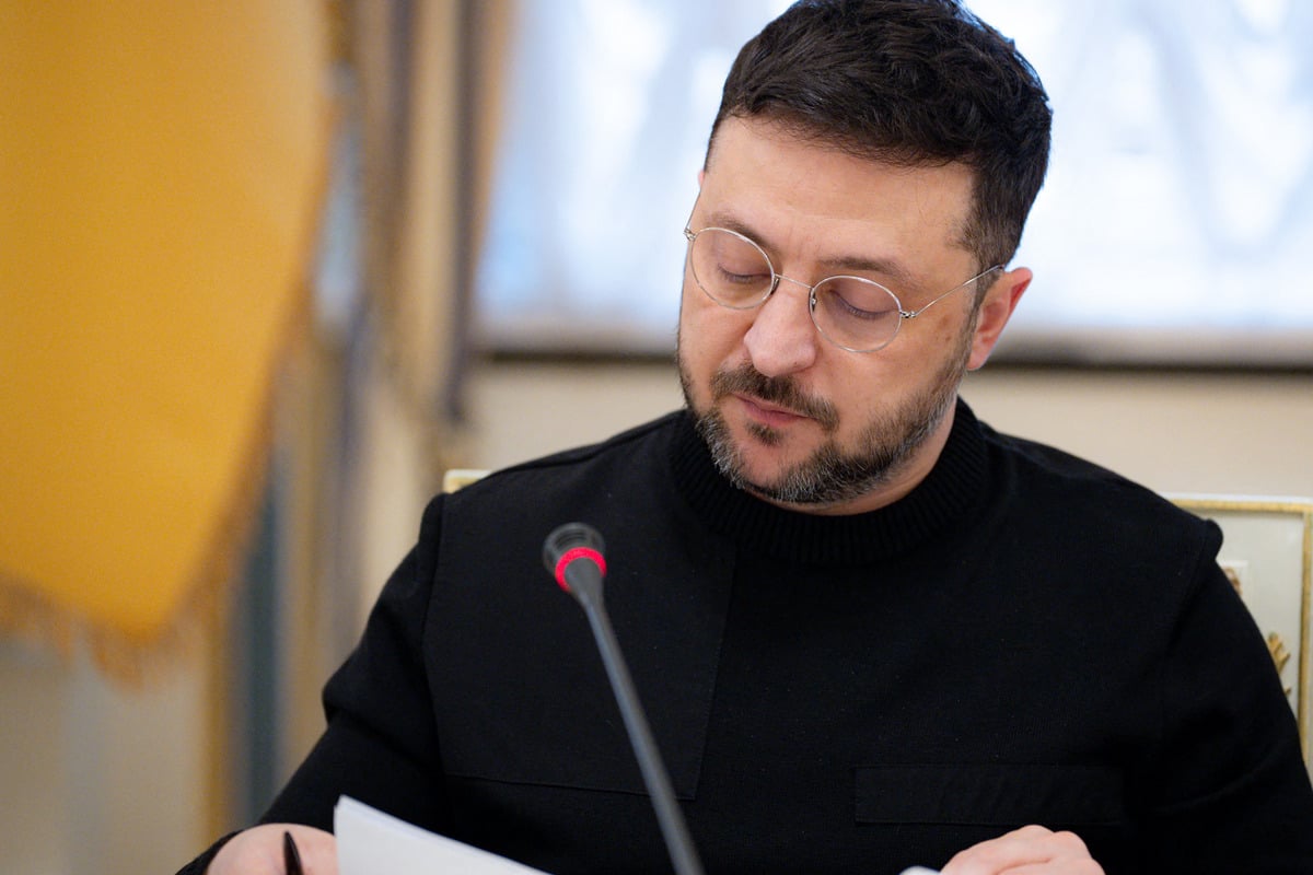 Zelensky presents new 20-point Ukraine peace plan drafted with US negotiators