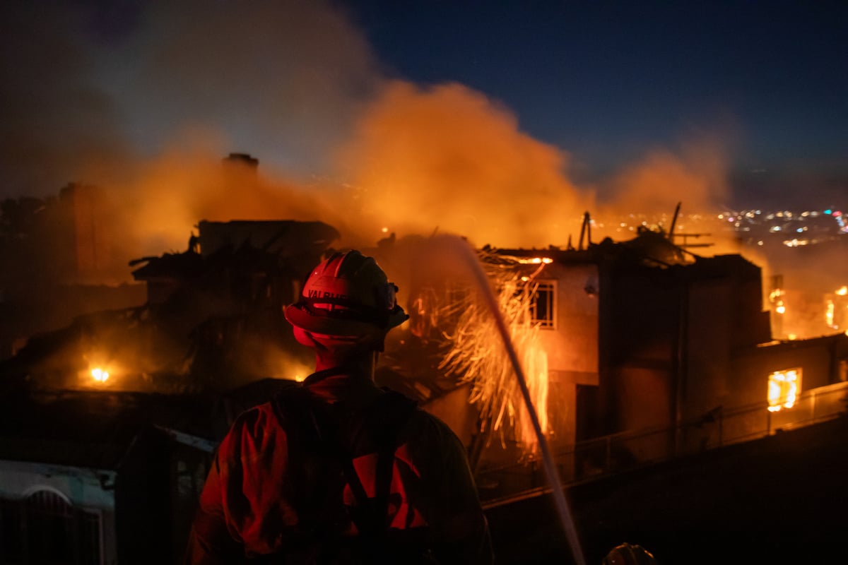 Norte Fire: Fast-growing flames engulf California mansions as firefighters respond