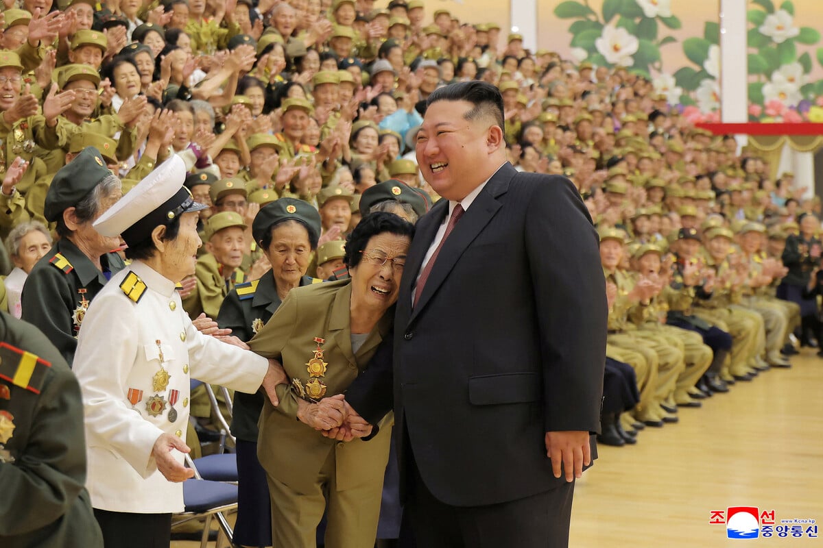 North Korea vows "powerful response" after US approves arms sales to Seoul