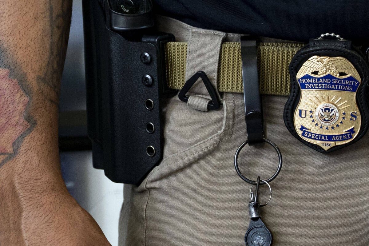 ICE officer left gun in San Francisco airport bathroom, officials reveal