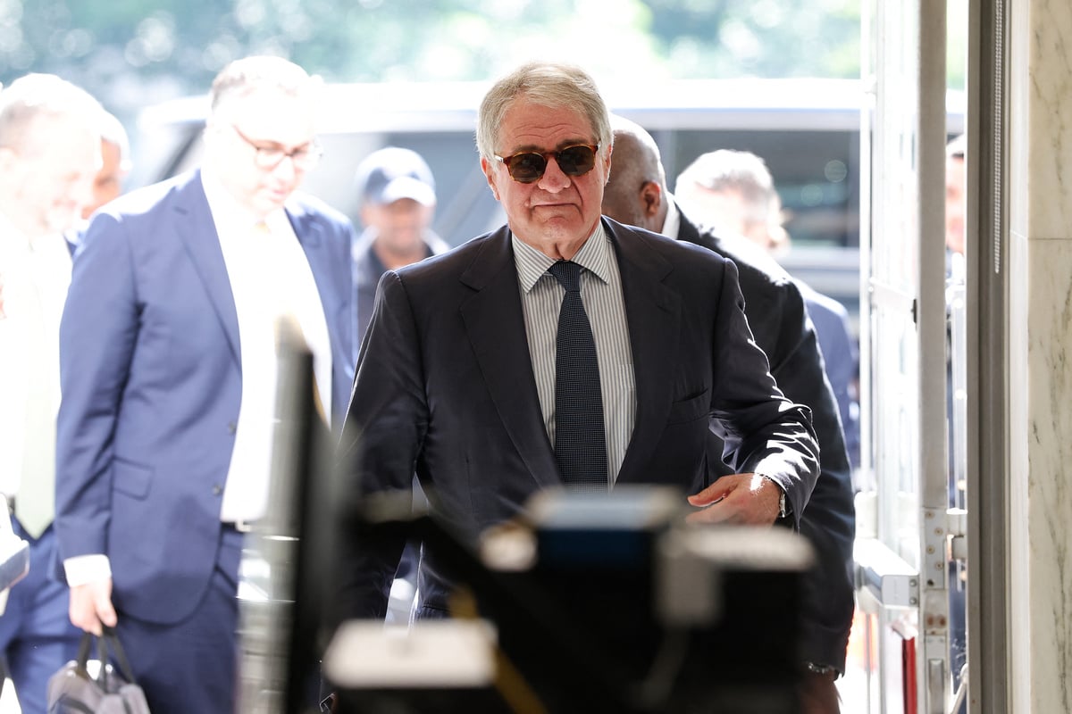 House holds Jeffrey Epstein associate Leon Black in contempt