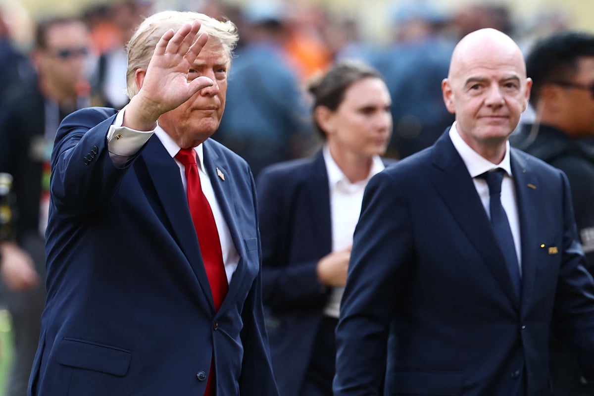 Trump says it would be "terrible mistake" to replace FIFA's Infantino amid backlash