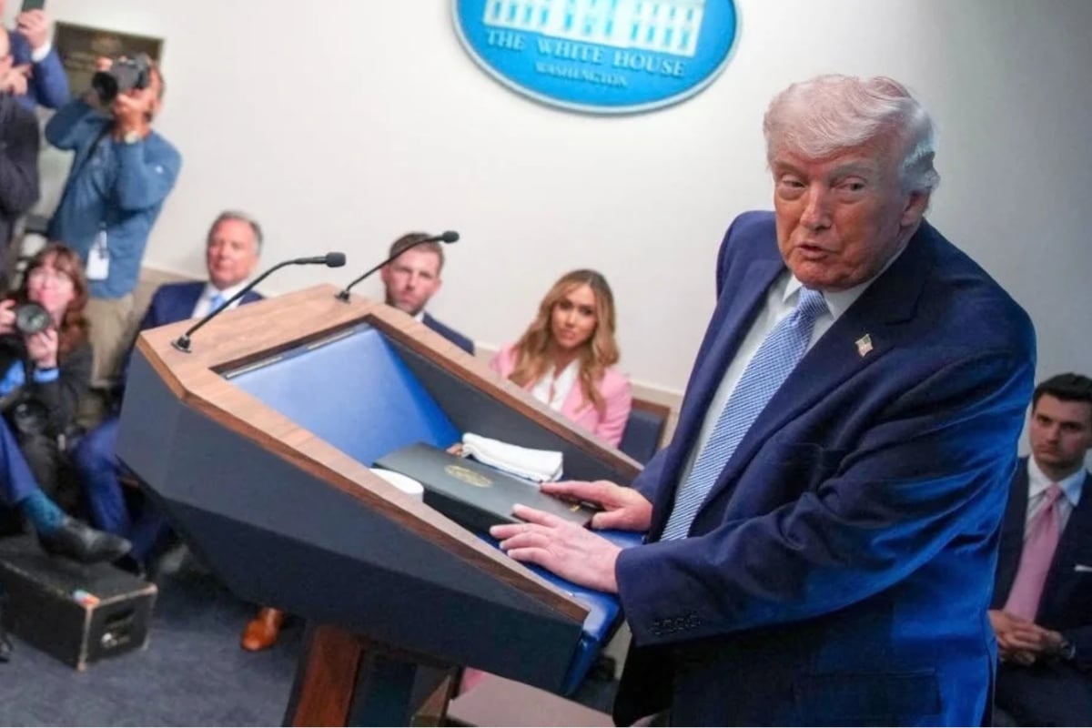 Trump continues to deny reporters access to White House despite court order to lift media ban