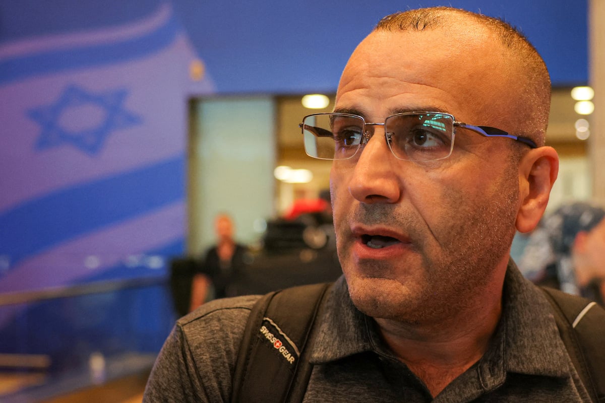 American-Palestinian man pleads for US protection as he returns to home besieged by Israeli settlers: "Terrified"