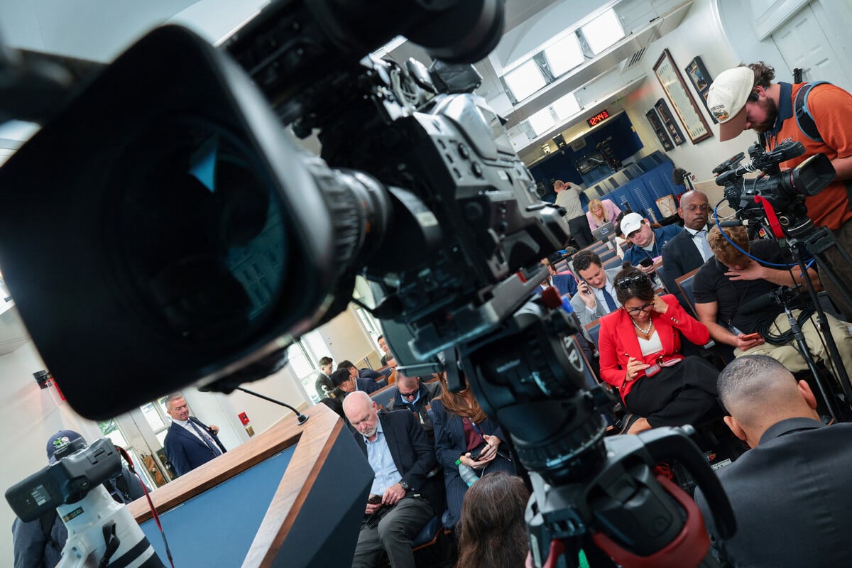 CNN, MS Now, Politico access to White House backed by federal judge after Trump ban