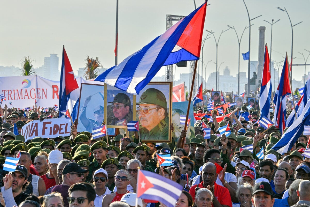 Castro supporters rally outside US embassy in Havana after indictment