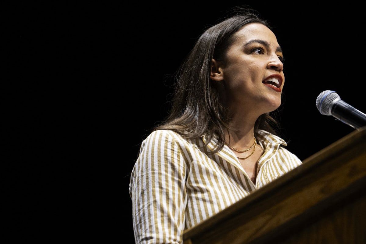 AOC hedges on question of whether Israel's Netanyahu should be arrested upon arrival in US
