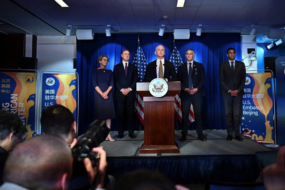 A delegation of US lawmakers visited Beijing and warned Chinese Defense Minister Dong Jun about the risk of a "misunderstanding" between the two countries' militaries.