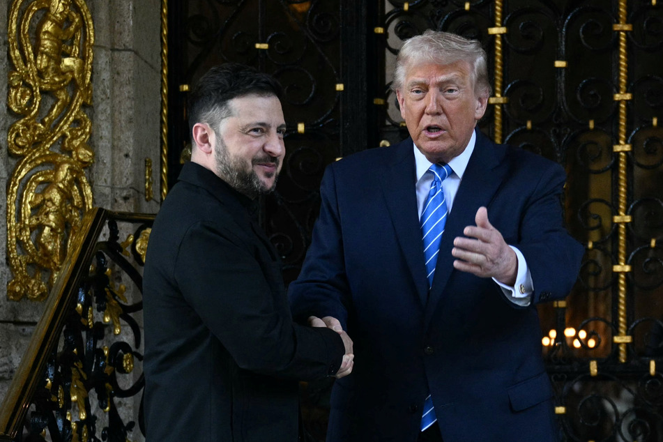 Trump (l.) and Zelensky are set to speak with European leaders after their talks.