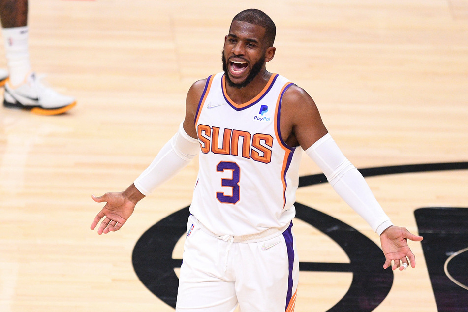 Chris Paul sealed the win for the Suns with a late score.