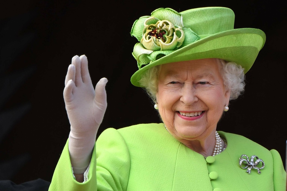 Queen Elizabeth II has become a great-grandmother for the tenth time!