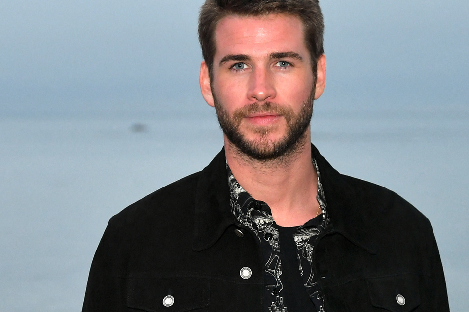 Liam Hemsworth will be replacing Henry Cavill as Geralt of Rivia.