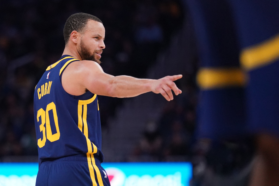 Golden State Warriors issue new Steph Curry injury timeline