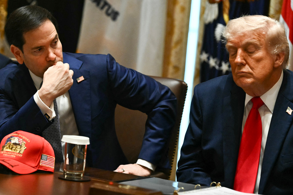 Secretary of State Marco Rubio (l.) said that there had been "some progress" in the negotiations with Iran.