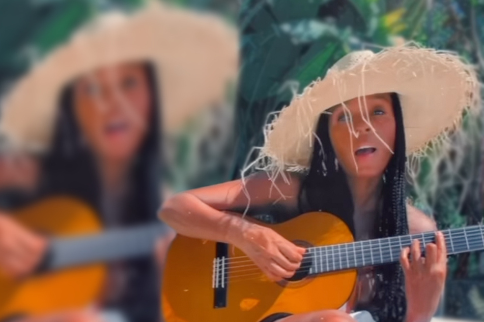 Janelle Monaáe's new single Lipstick Lover is turning heads thanks to its sultry music video.
