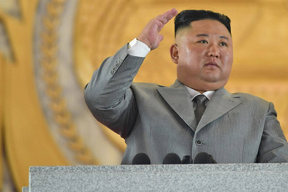 North Korea prepares for "dialogue and confrontation" with US