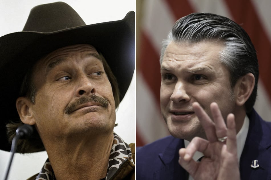 Defense Secretary Pete Hegseth (r.) has announced the suspension of US Army pilots who flew an Apache helicopter near the Tennessee home of Kid Rock has been lifted.