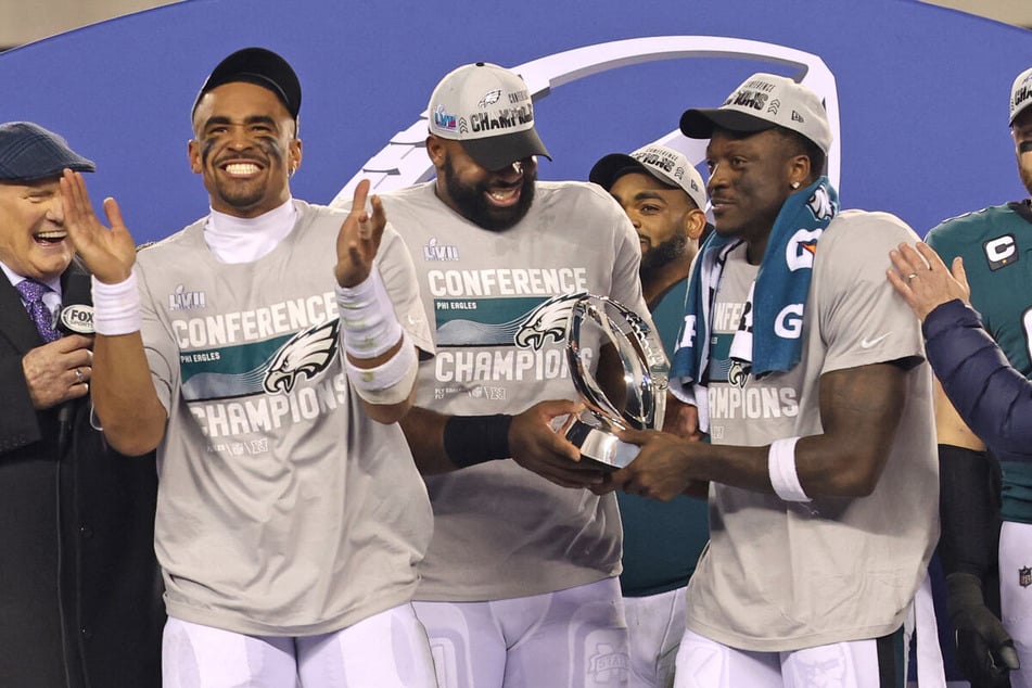 NFL: Eagles ease through to Super Bowl LVII after 49ers lose two more QBs