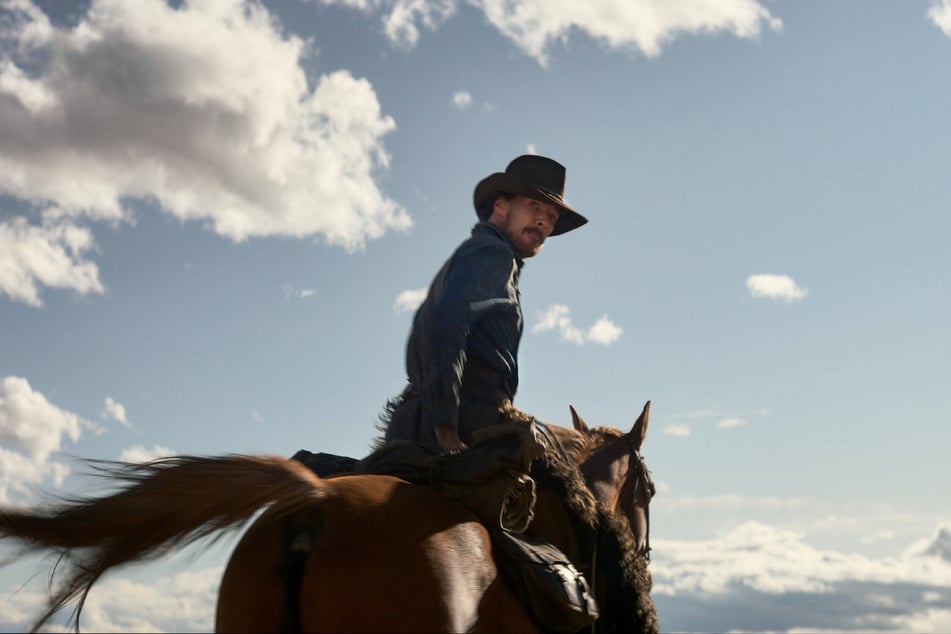 Benedict Cumberbatch did everything in his power to aptly portray Phil Burbank, a chain-smoking rancher who abuses his sister-in-law and unexpectedly falls in love with her son.