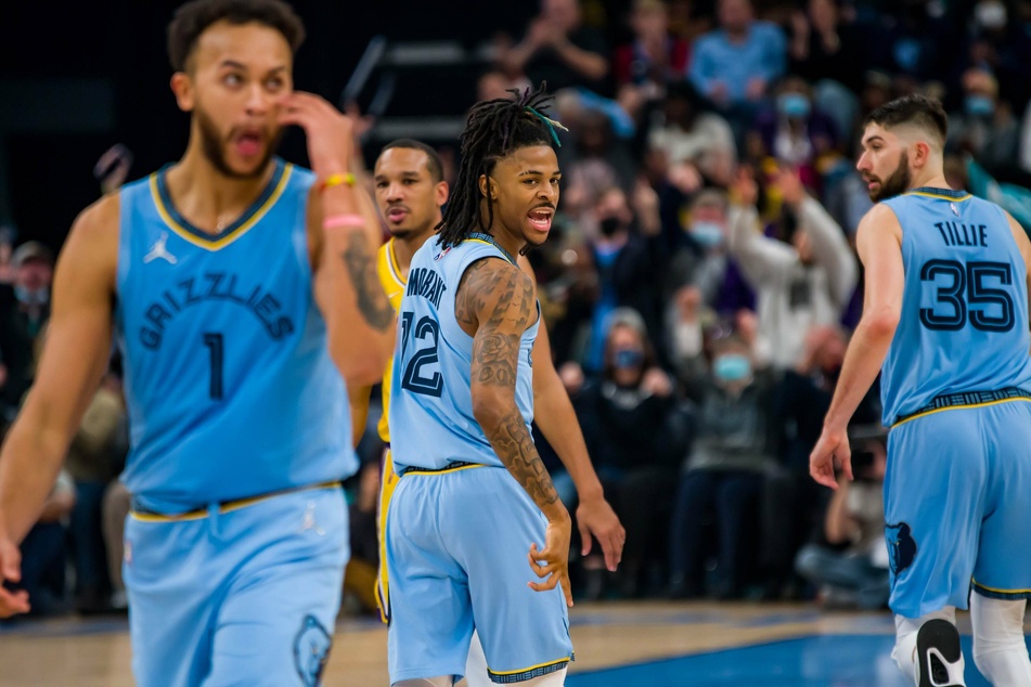 NBA roundup: Grizzlies make history against Lakers, Bulls' run is over
