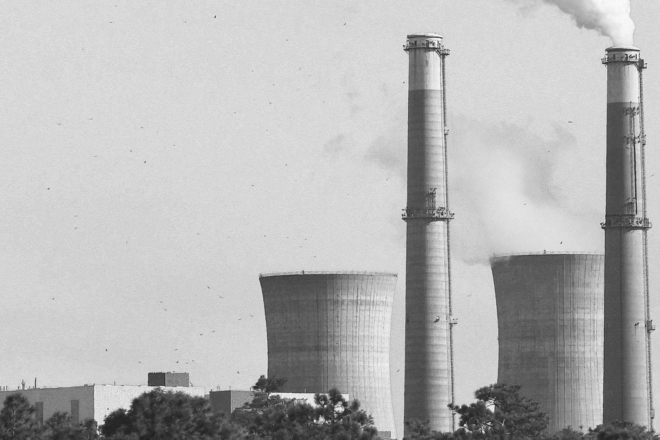 Over 450 climate scientists back initiative calling out dirty advertising