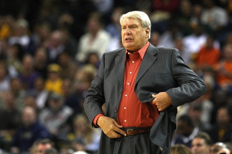 Then-head coach Don Nelson of the Golden State Warriors looks on against the Orlando Magic during an NBA game at Oracle Arena on December 5, 2009 in Oakland, California. Nelson's family confirmed his death on August 9, 2026, at the age of 86.