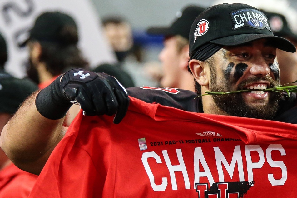 NCAA Football: Utah downs the Ducks to grab PAC 12 championship